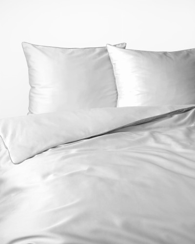 WHITE_05.jpg